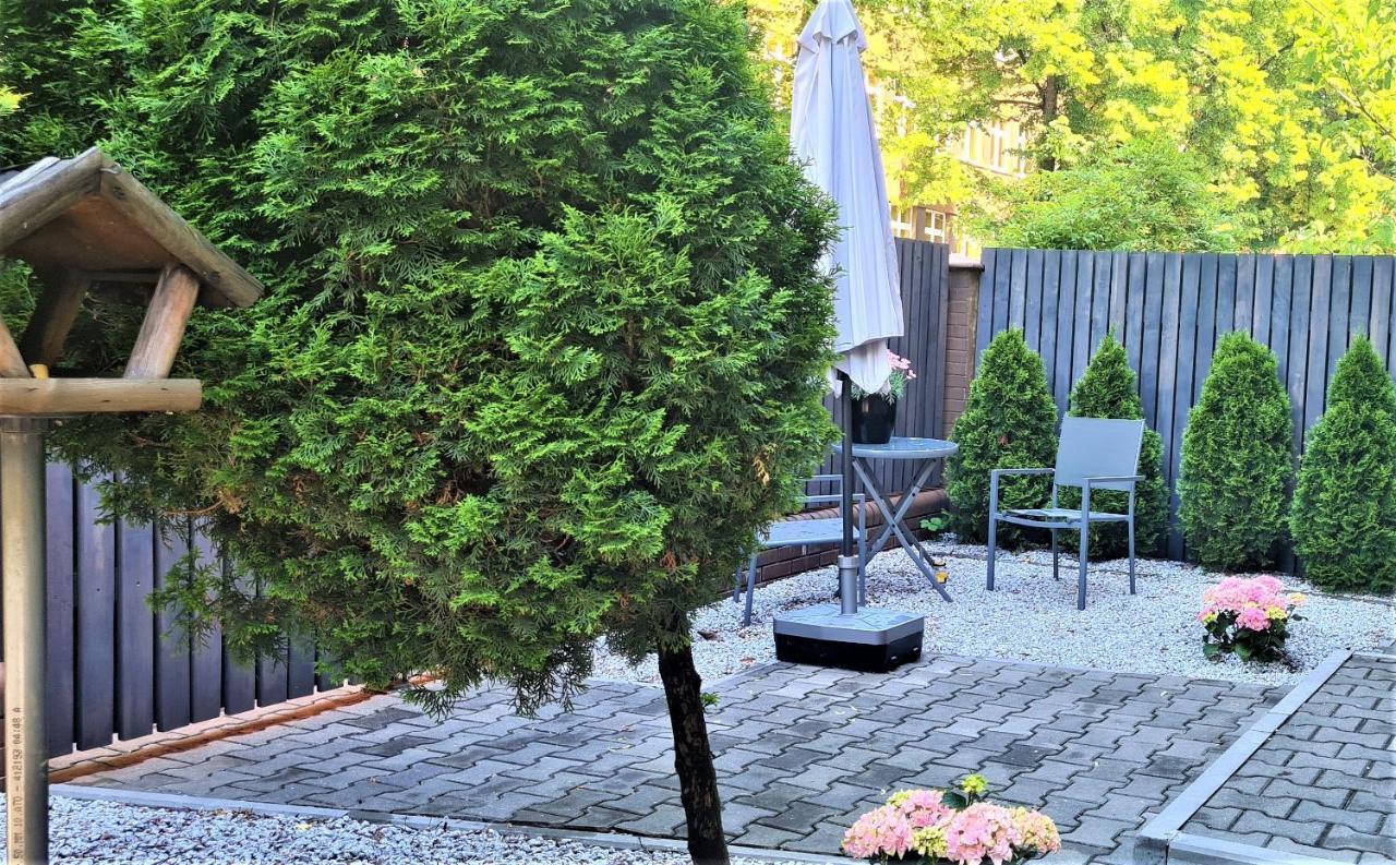 Urabn Apartments Studio With Garden No 2A Chorzow Katowice Free Private Parking, Self Check-In Exteriér fotografie