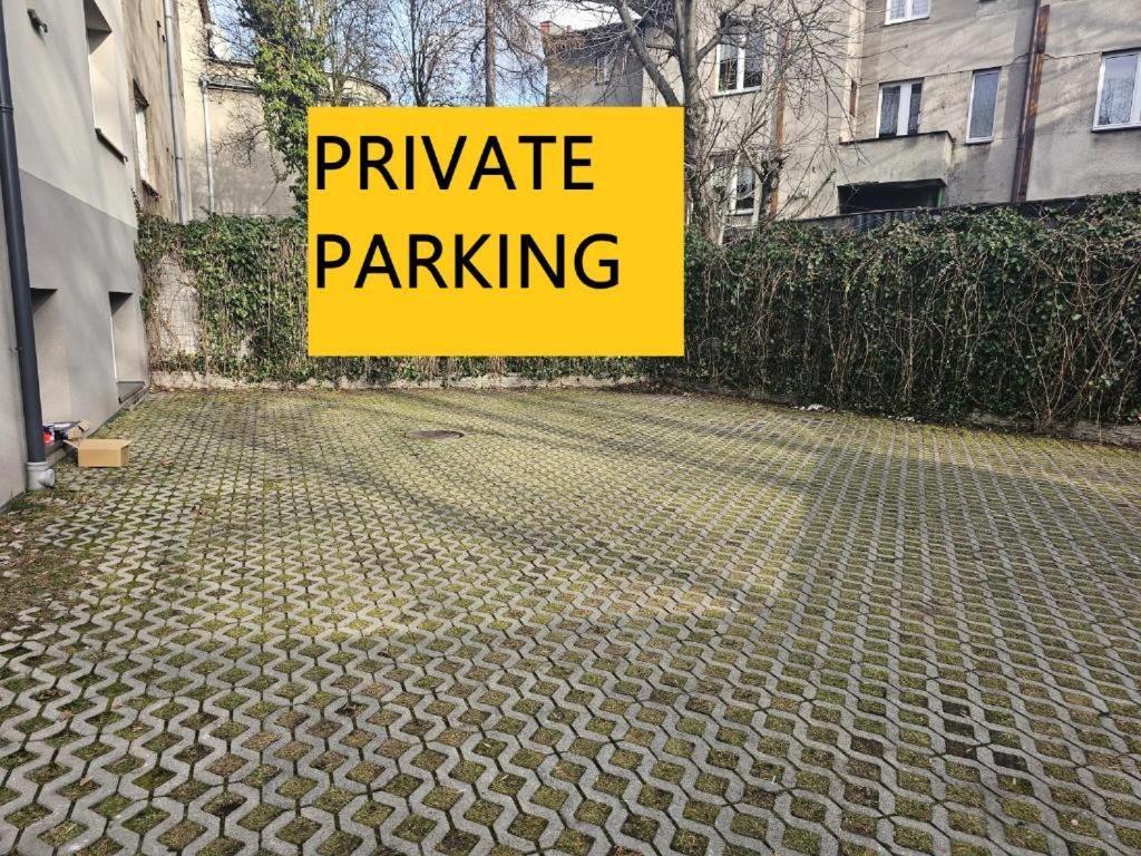 Urabn Apartments Studio With Garden No 2A Chorzow Katowice Free Private Parking, Self Check-In Exteriér fotografie